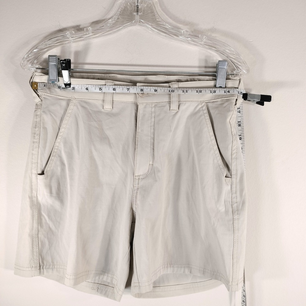 Huk Womens Khaki/Tan Performance Fishing Shorts Size S w/Adjustable Waistband